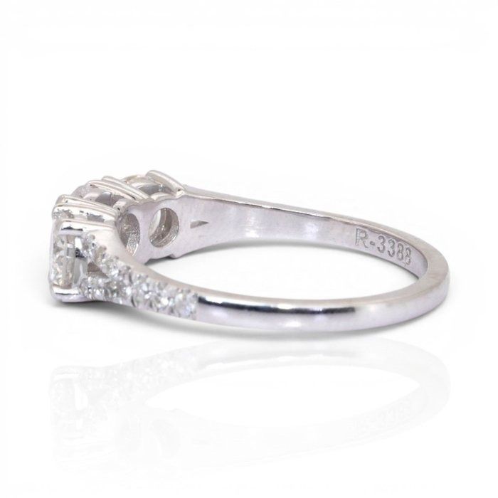 1.31 Carats GCI Certified Natural Diamond 14K White Gold Ring