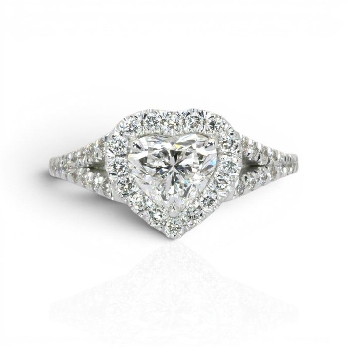 1.37 Carat IGI Certified Natural Diamond 18K White Gold Halo Ring