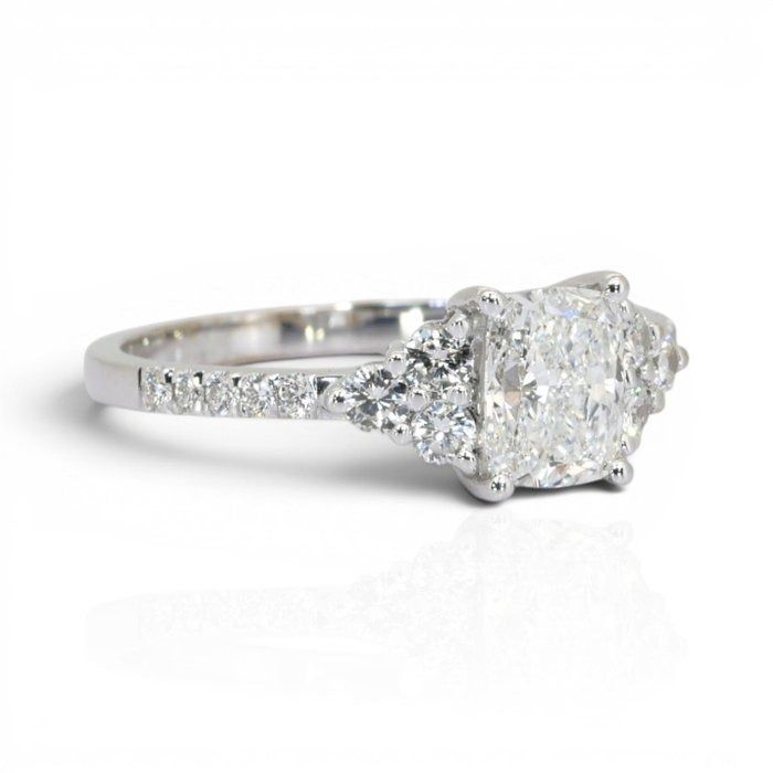 1.41 Carats IGI Certified Natural Diamond 18k White Gold Pave Ring