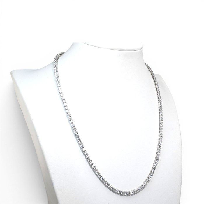 14.33 Carats IGI Certified Natural Diamond 18K White Gold Necklace