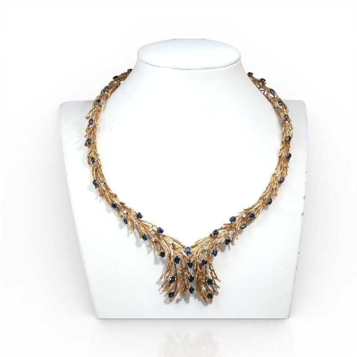 14.60 Karat IGI zertifizierte natürliche Saphire und Diamanten 18K Gelbgold Halskette und Ohrringe Set