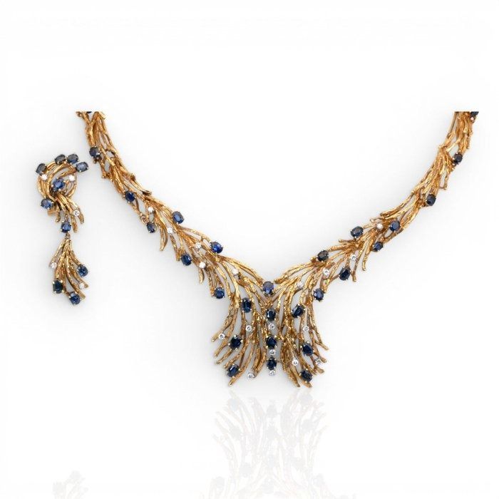 14.60 Karat IGI zertifizierte natürliche Saphire und Diamanten 18K Gelbgold Halskette und Ohrringe Set