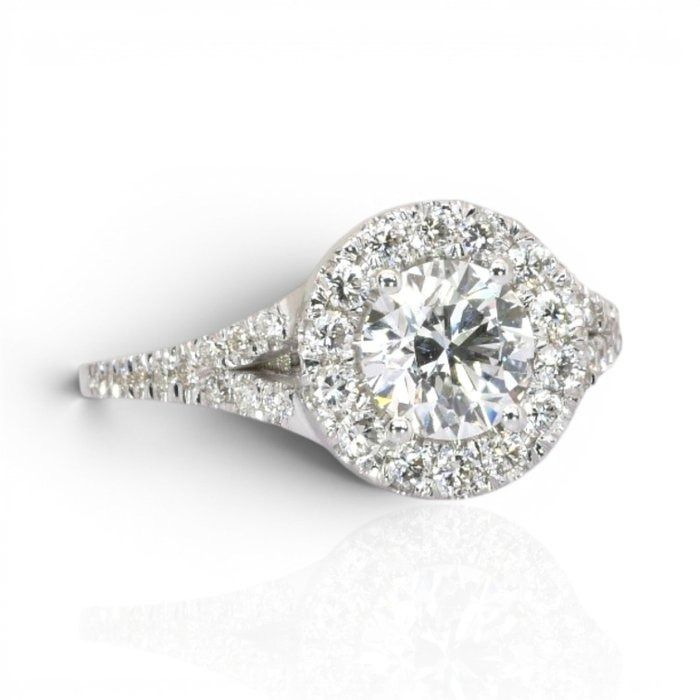 1.51 Carats IGI Certified Natural Diamond 18K White Gold Halo Ring