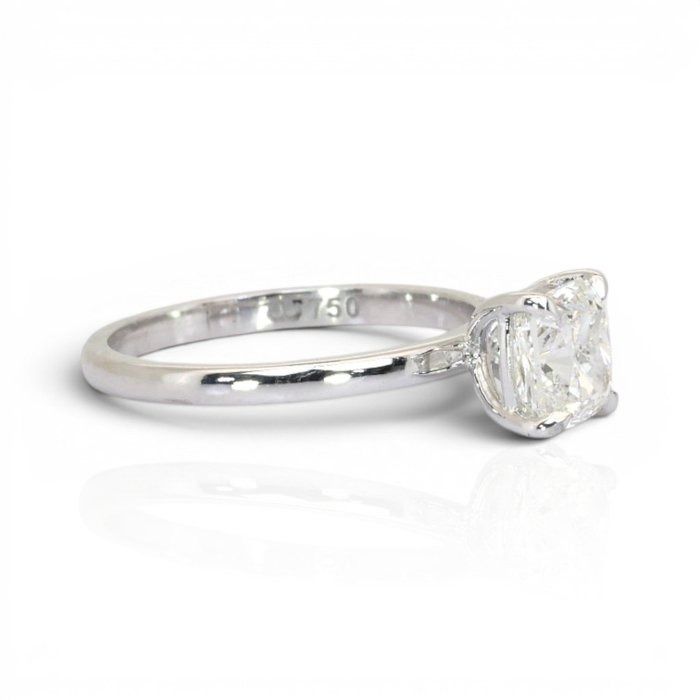 1.51 Carats IGI Certified Natural Diamond 18K White Gold Solitaire Ring