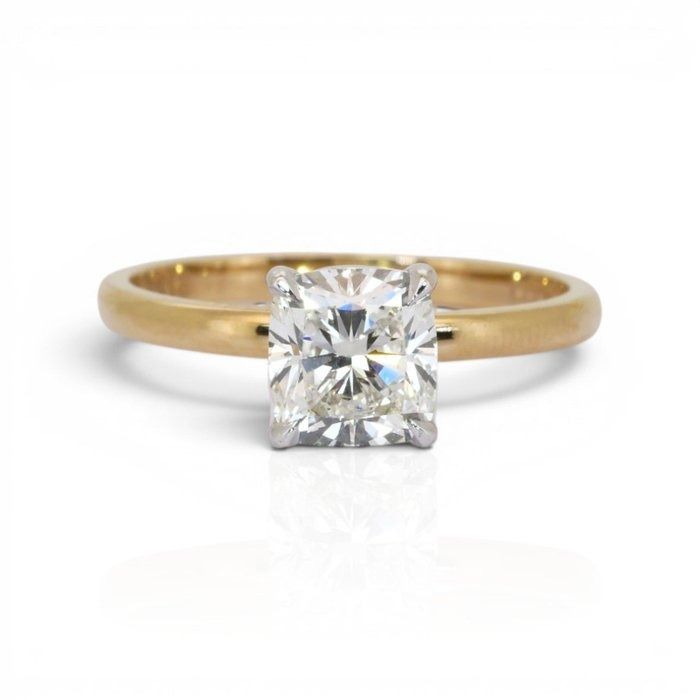 1.52 Carats IGI Certified Natural Diamond 18K Yellow And White Gold Solitaire Ring