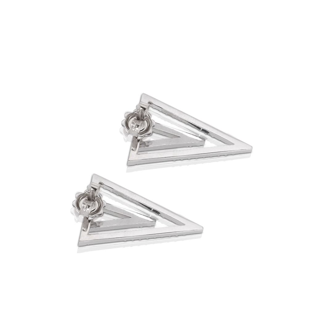 Elegant Pair of 1 carat and 3 points Natural Diamond Intricate Earrings in 18K White Gold - IGI Certificate