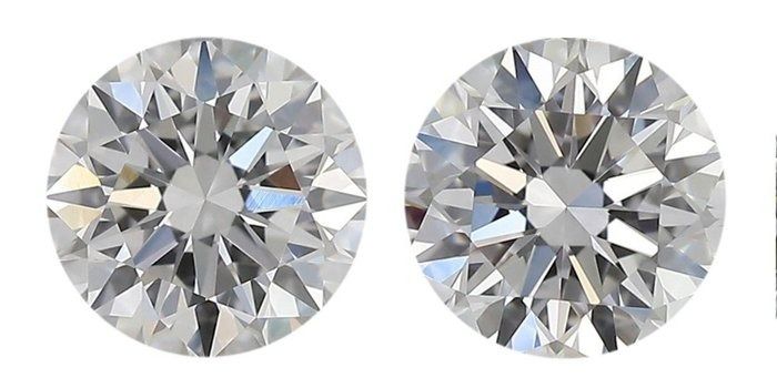 Exquisite 1.40ct Triple Excellent Ideal Cut Pair of Round-Shaped Diamonds