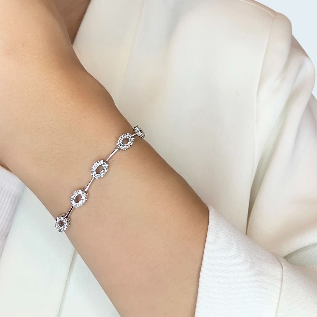 Shimmering 1.2ct Natural Diamond Bracelet in 18K White Gold