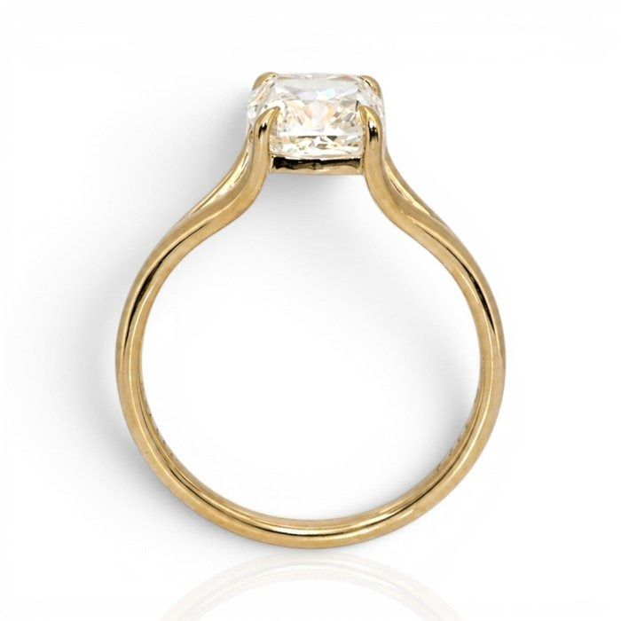2,01 Karat IGI-zertifizierter natürlicher Diamant Solitärring aus 18K Gelbgold