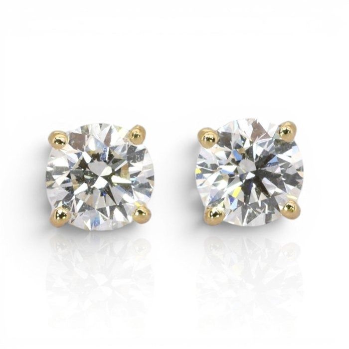 2.01 Carats GCI Certified Natural Diamond 18K Yellow Gold Stud Earrings