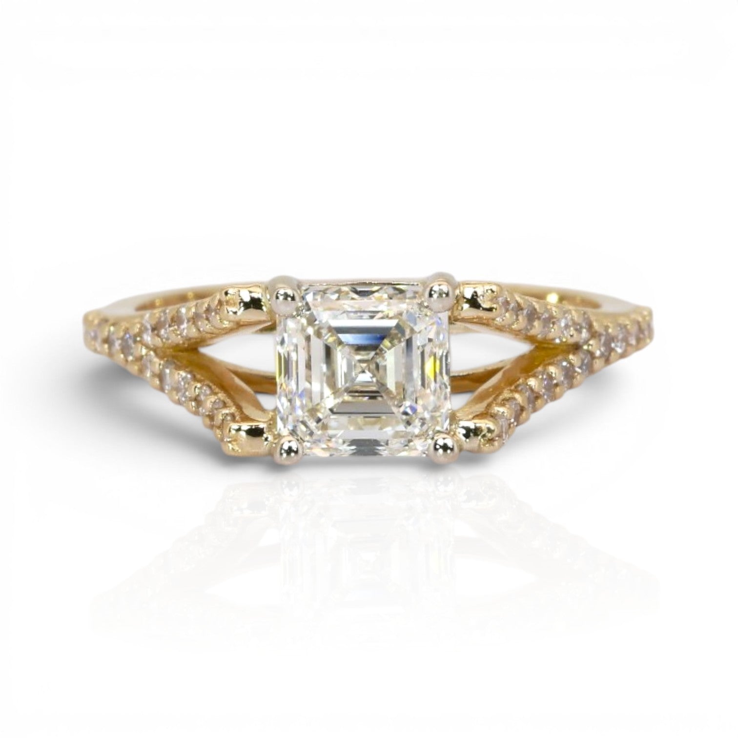 1.85 Carats IGI Certified Natural Diamonds 18k Yellow Gold Pave Ring