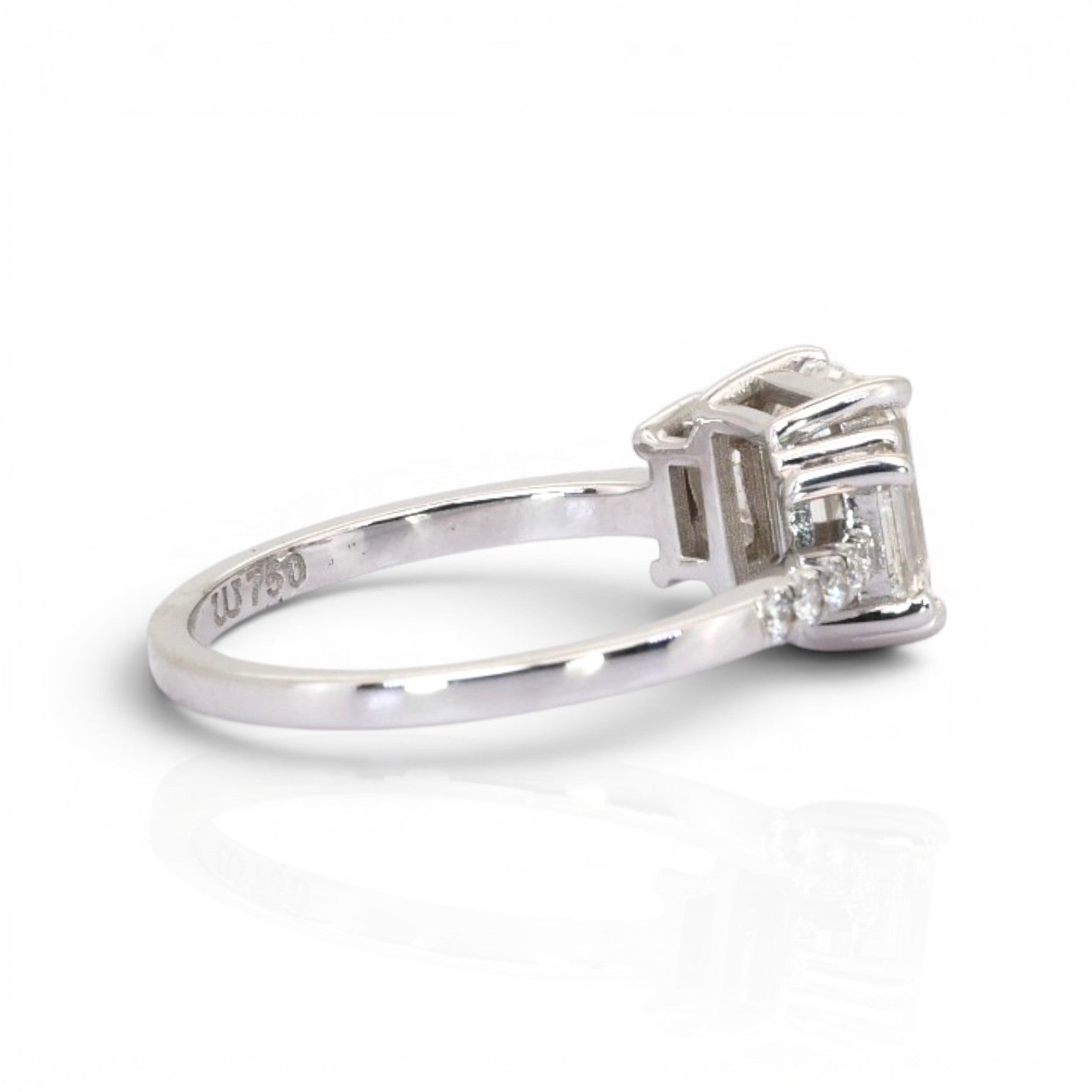 2.22 Carats IGI Certified Natural Diamond 18K White Gold 3-Stone Ring