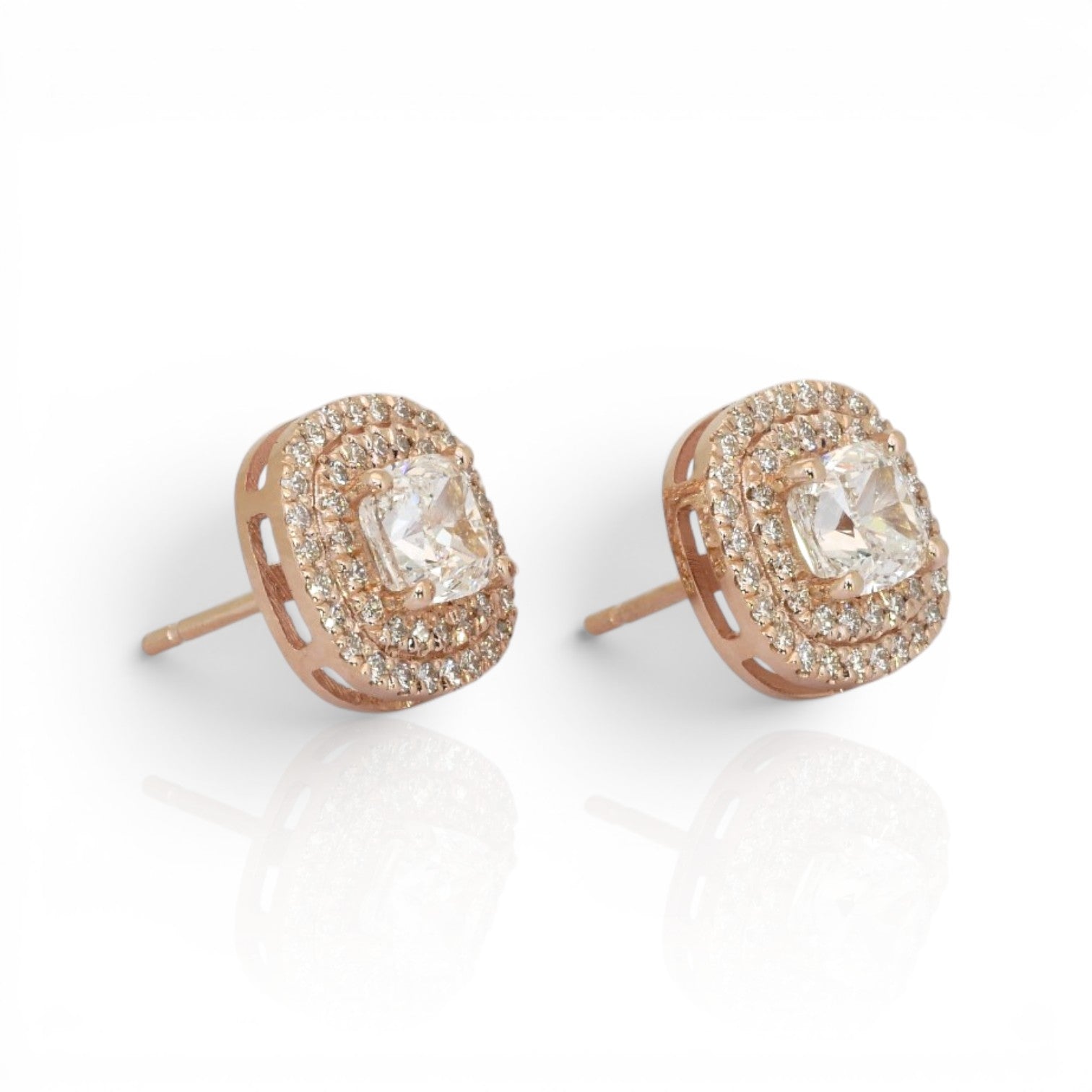 2.62 Carats IGI Certified Natural Diamonds 18k Rose Gold Stud Earrings