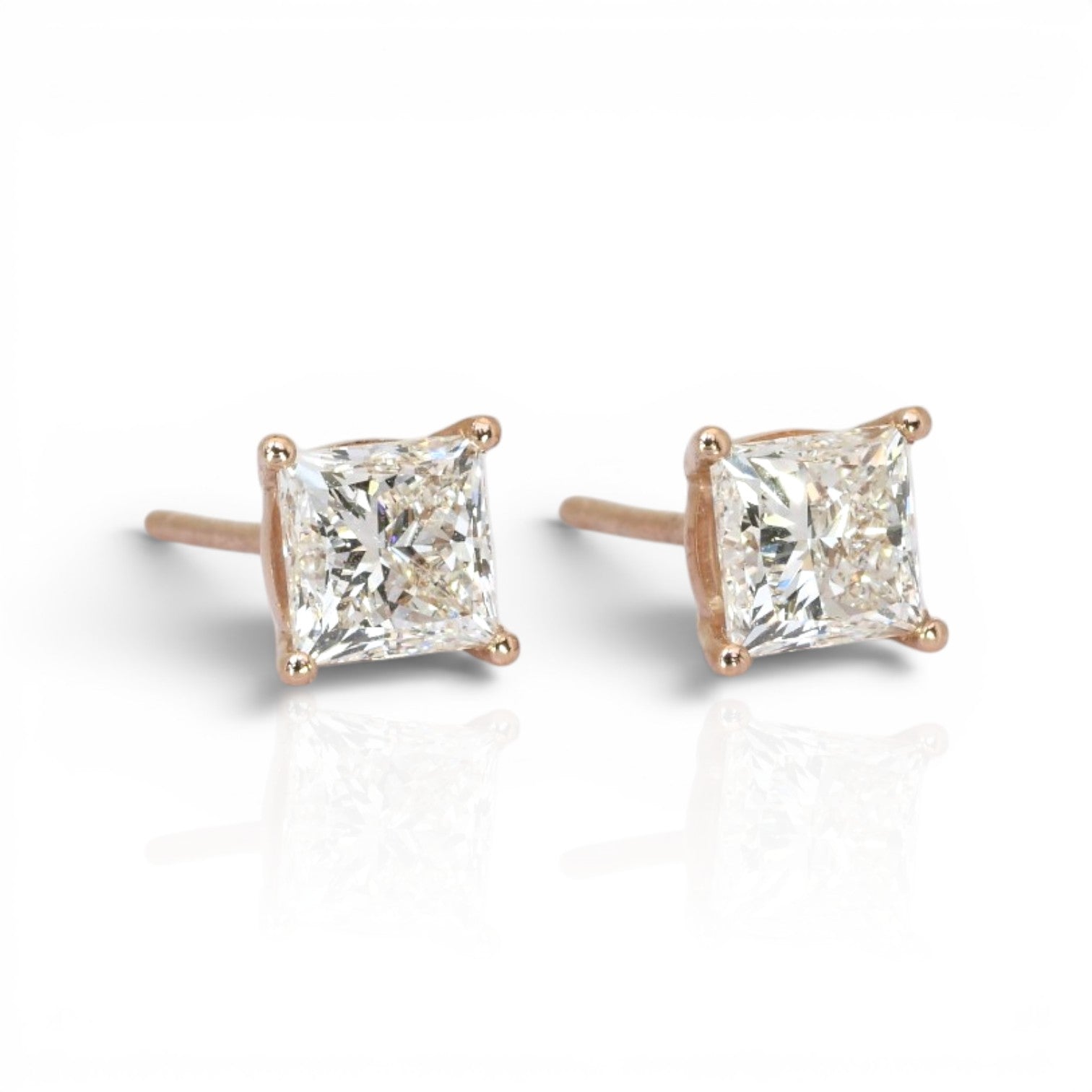 2.02 Carats IGI Certified Natural Diamond 18K Rose Gold Stud Earrings