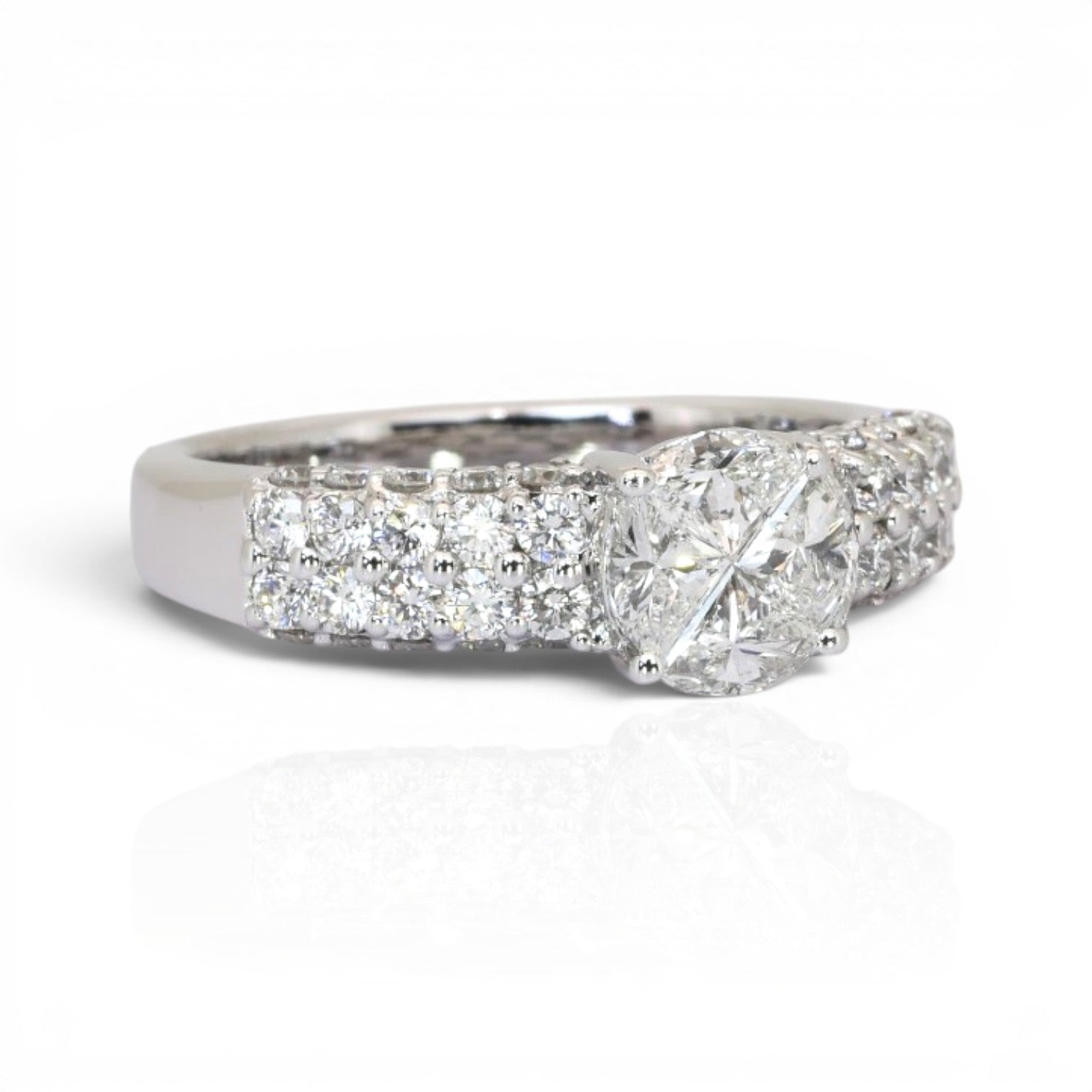 1.31 Carats IGI Certified Natural Diamonds 18k White Gold Ring