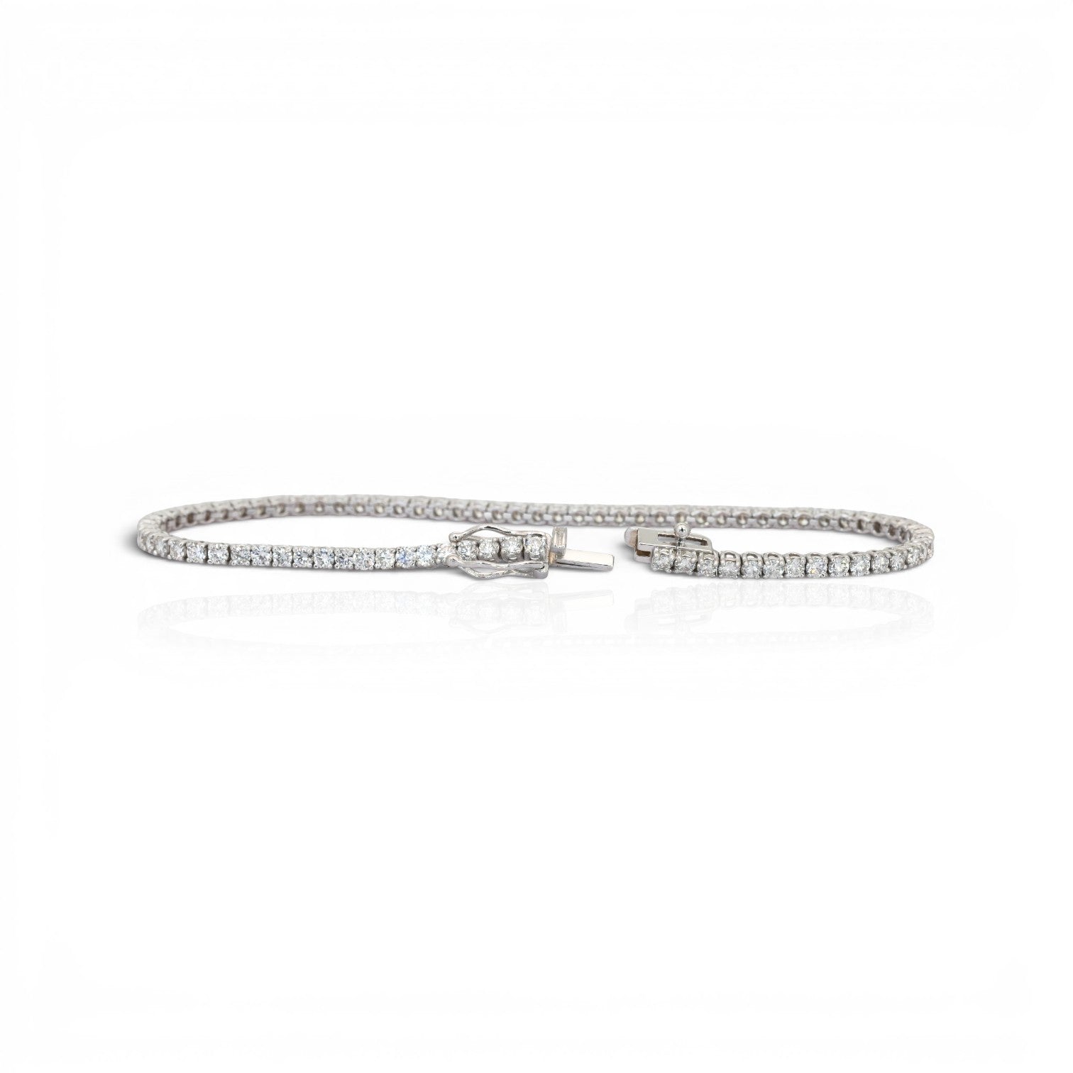 3.01 Carats IGI Certified Natural Diamonds 18k White Gold Tennis Bracelet
