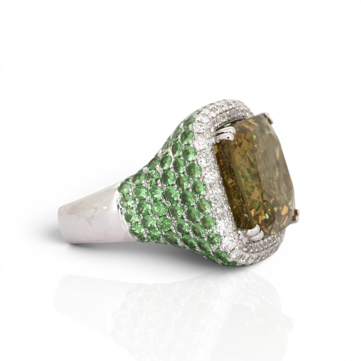 27.98 Carats IGI Certified Chrysoberyl, Tsavorites, and Diamonds 18k White Gold Cocktail Ring