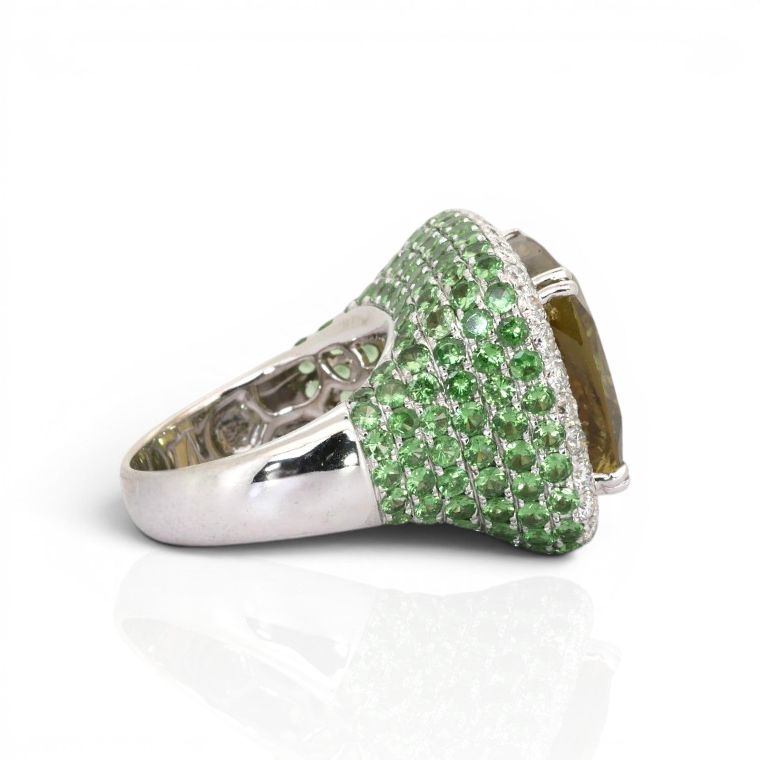 27.98 Carats IGI Certified Chrysoberyl, Tsavorites, and Diamonds 18k White Gold Cocktail Ring