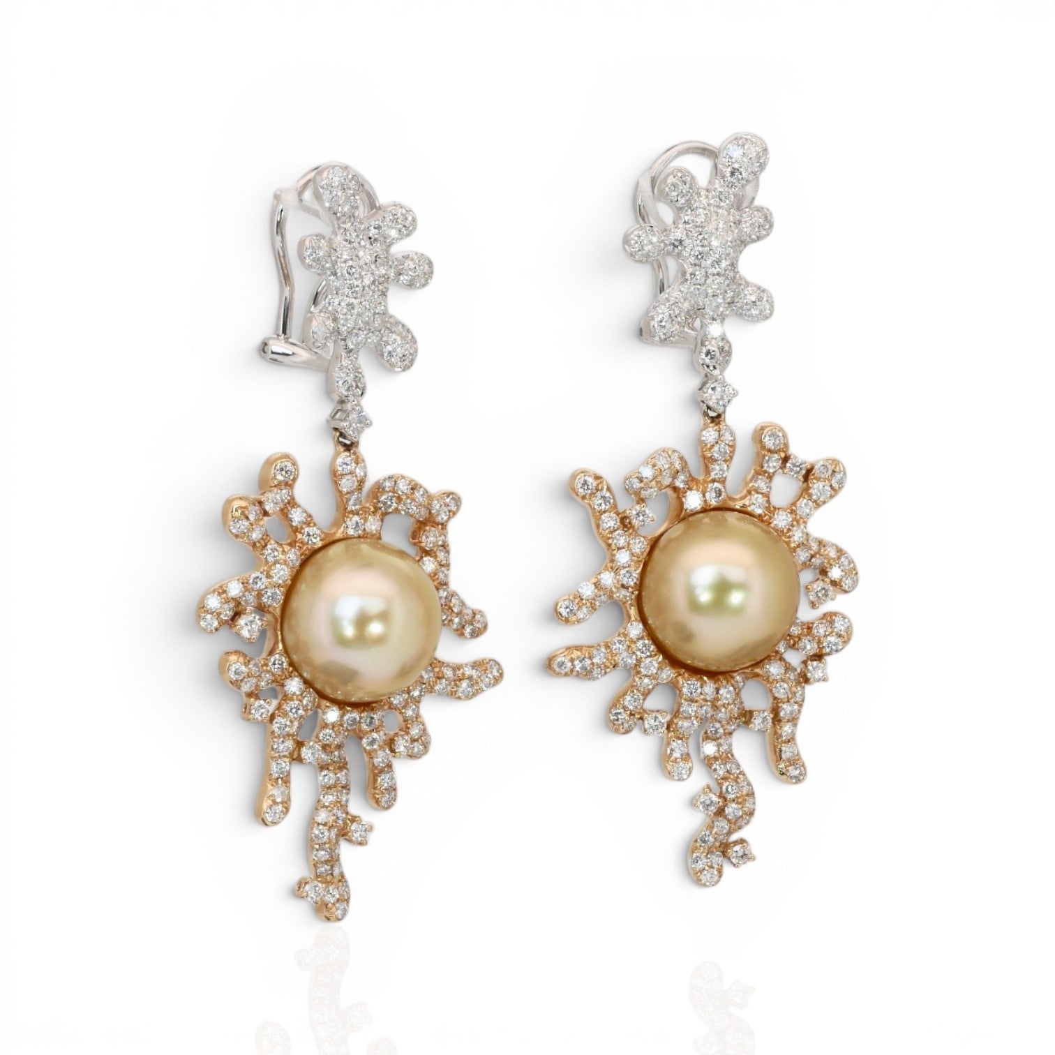 23.35 Carats IGI Certified Cultured Pearls & Diamonds 18k Rose And White Gold Drop Earrings