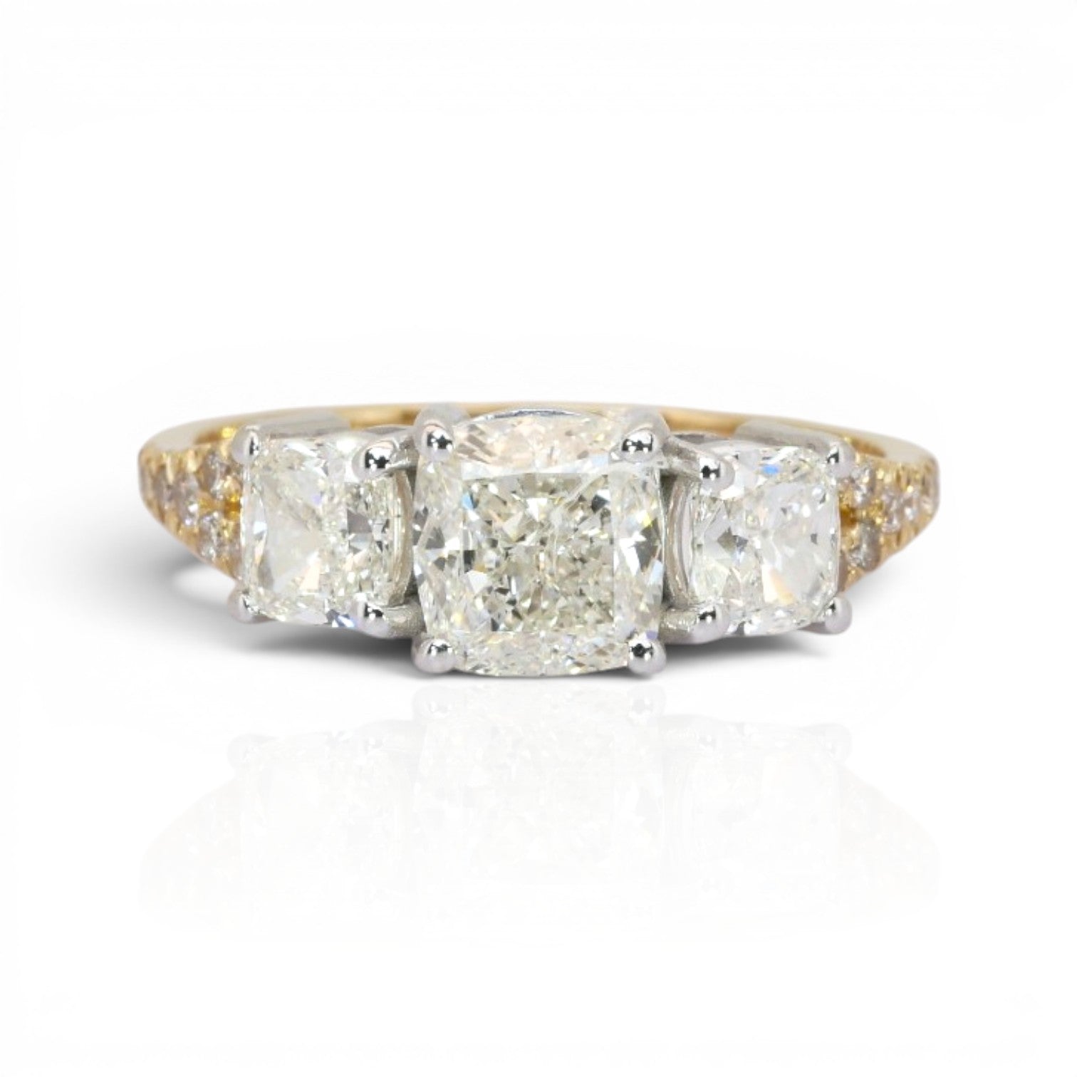 2.71 Carats IGI Certified Natural Diamonds 18k Yellow And White Gold 3-Stone Ring