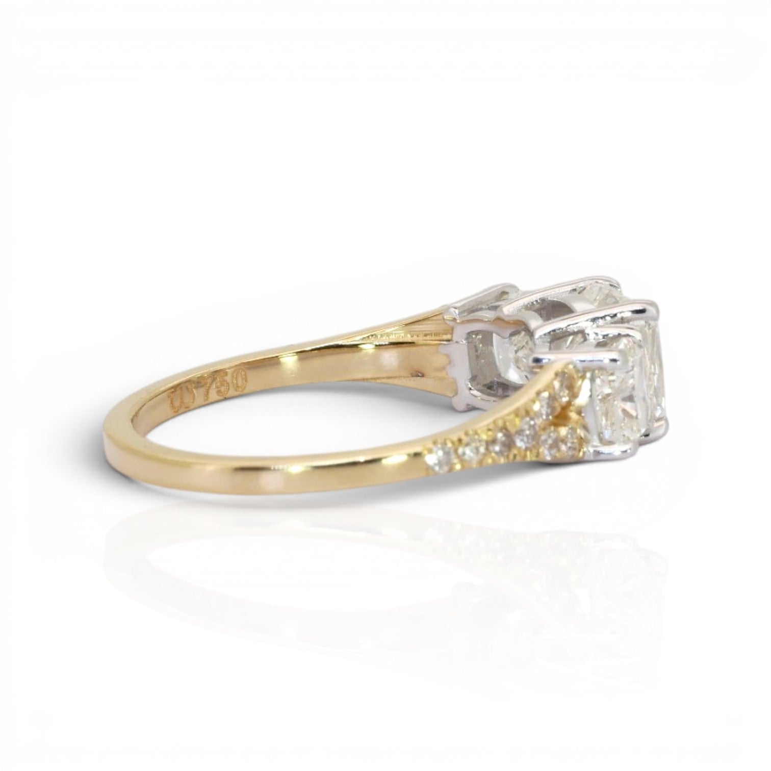 2.71 Carats IGI Certified Natural Diamonds 18k Yellow And White Gold 3-Stone Ring