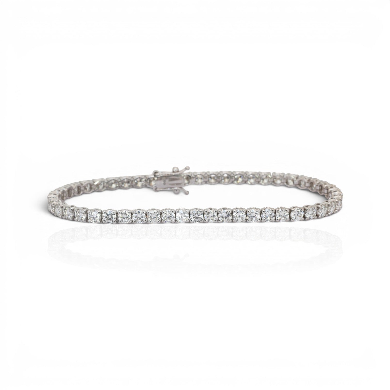 6.96 Carats IGI Certified Natural Diamonds 18k White Gold Tennis Bracelet