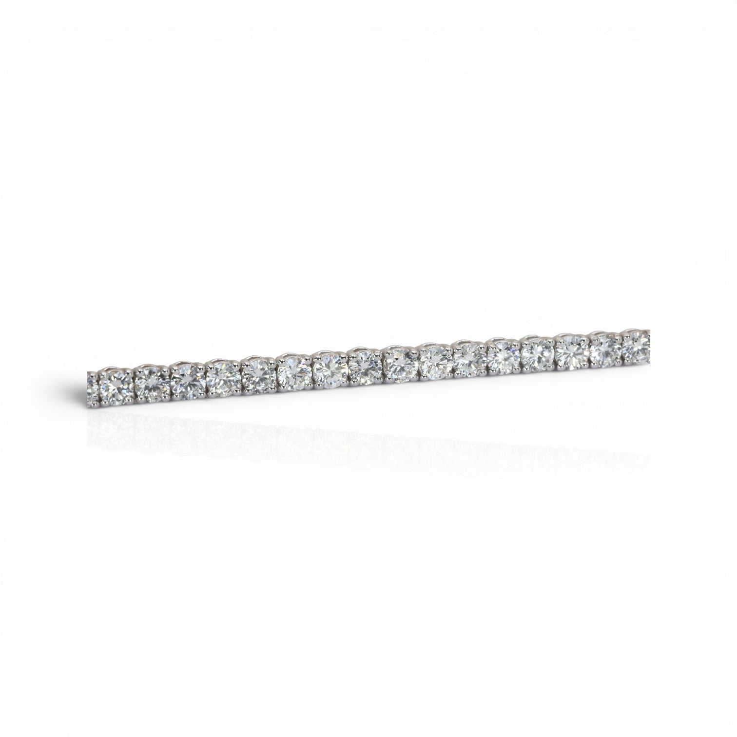 6.01 Carats IGI Certified Natural Diamonds 18k White Gold Tennis Bracelet