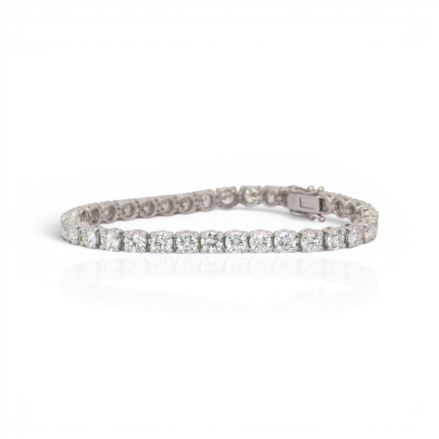 13.96 Carats IGI Certified Natural Diamonds 18k White Gold Tennis Bracelet