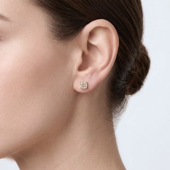 2.03 Carats GCI Certified Natural Diamond 18K Yellow Gold Stud Earrings