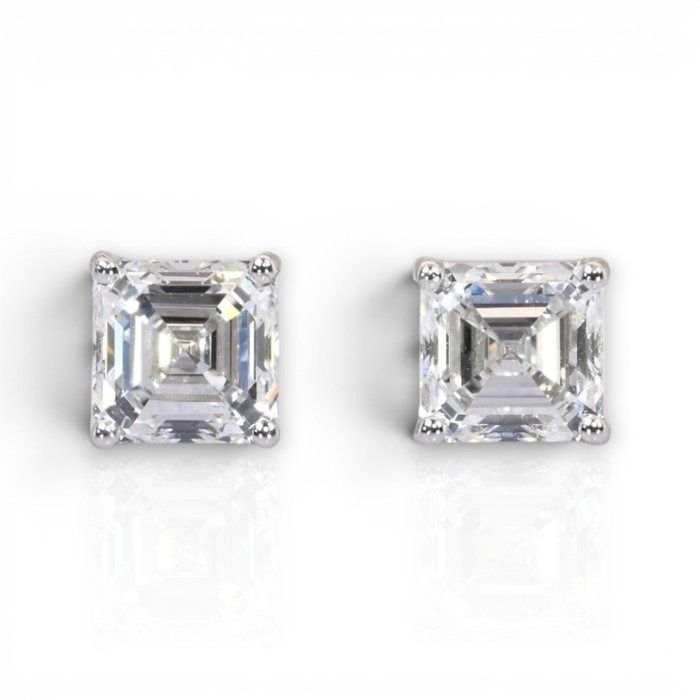 2,03 Karat GIA-zertifizierte natürliche Diamant-Ohrstecker aus 18K Weißgold