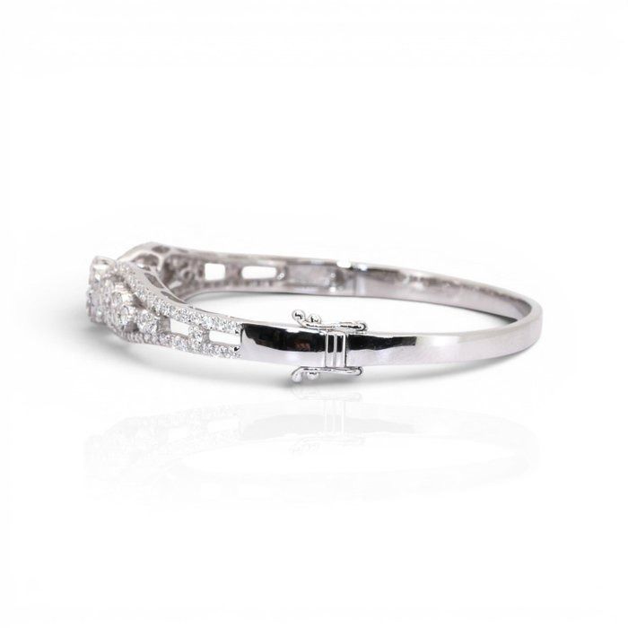 2,06 Karat IGI-zertifizierter natürlicher Diamant Armreif aus 18K Weißgold