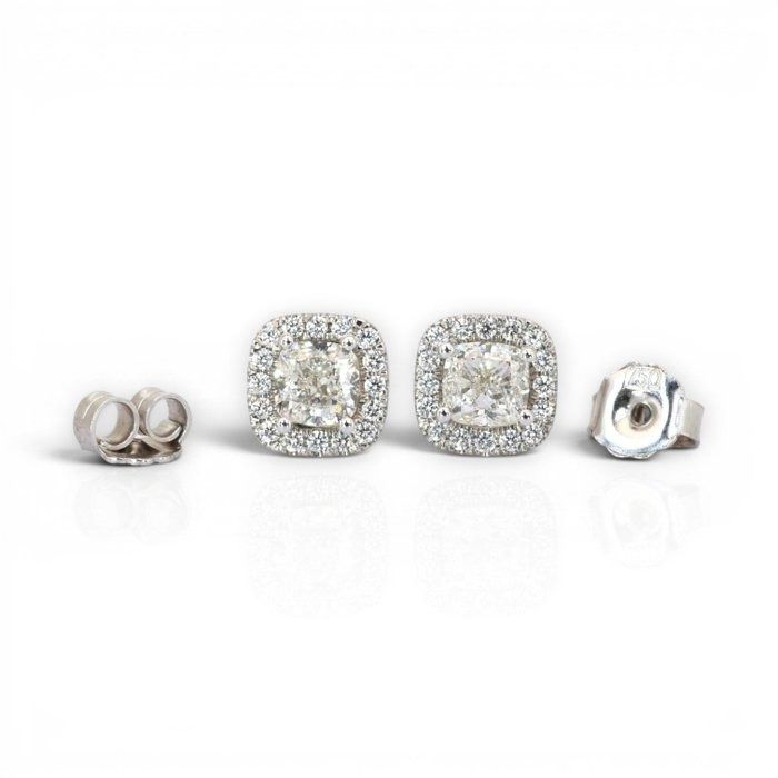 2.14 Carats IGI Certified Natural Diamond 18k White Gold Stud Earrings