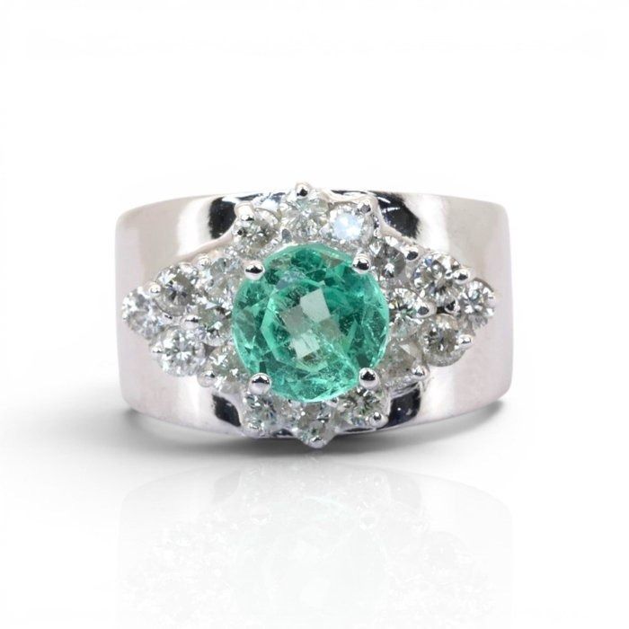 2.18 Carat IGI Certified Emerald And Natural Diamond 14K White Gold Cocktail Ring