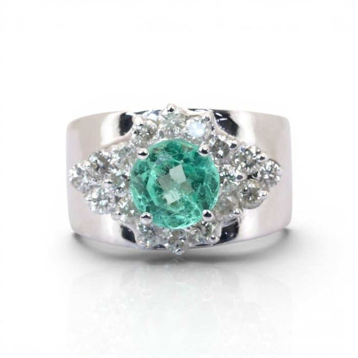 2.18 Carat IGI Certified Emerald And Natural Diamond 14K White Gold Cocktail Ring