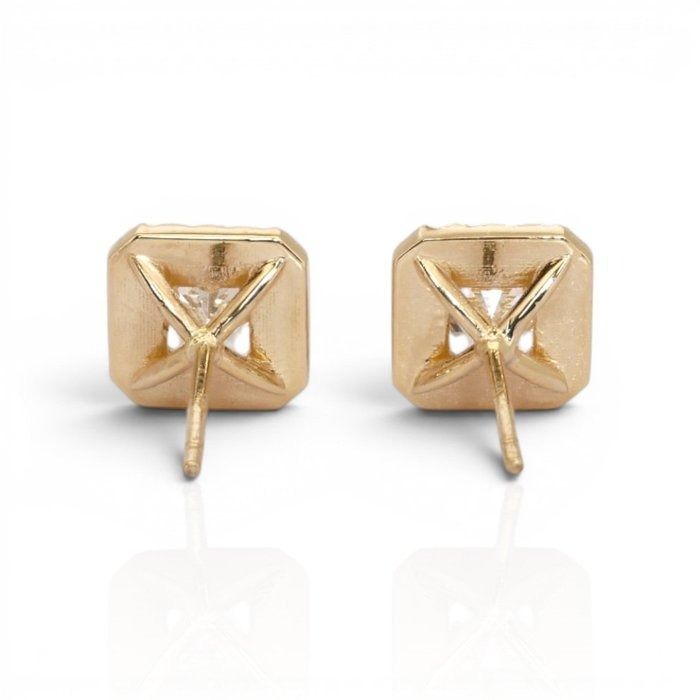 2.39 Carat IGI Certified Natural Diamond 18K Yellow Gold Stud Earrings