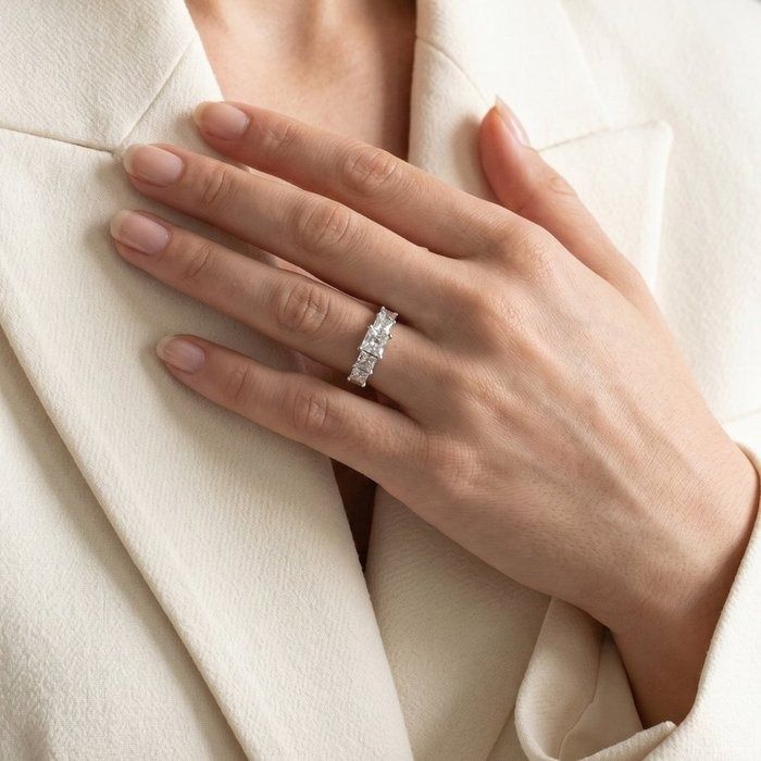 2.41 Karat GIA und IGI zertifizierter Naturdiamant 18k Weißgold 5-Stein Ring