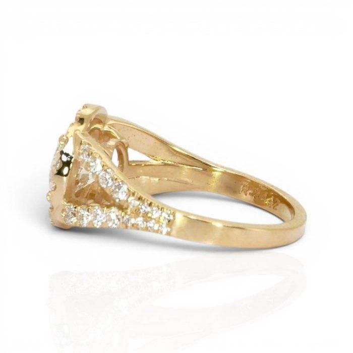 2.42 Carats IGI Certified Natural Diamond 18K Yellow Gold Halo Ring