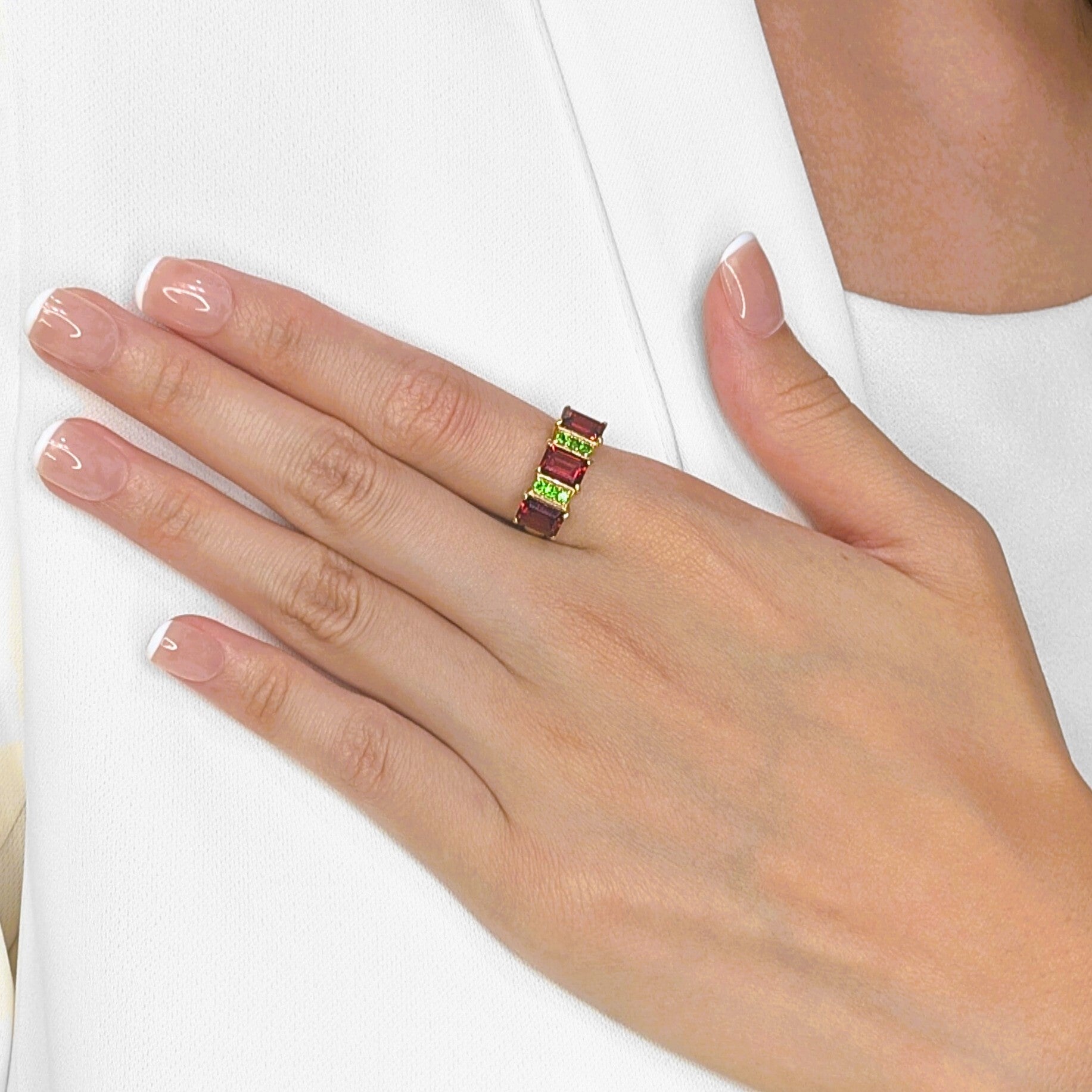 Bold 2.55ct Garnet Ring in 14K Yellow Gold