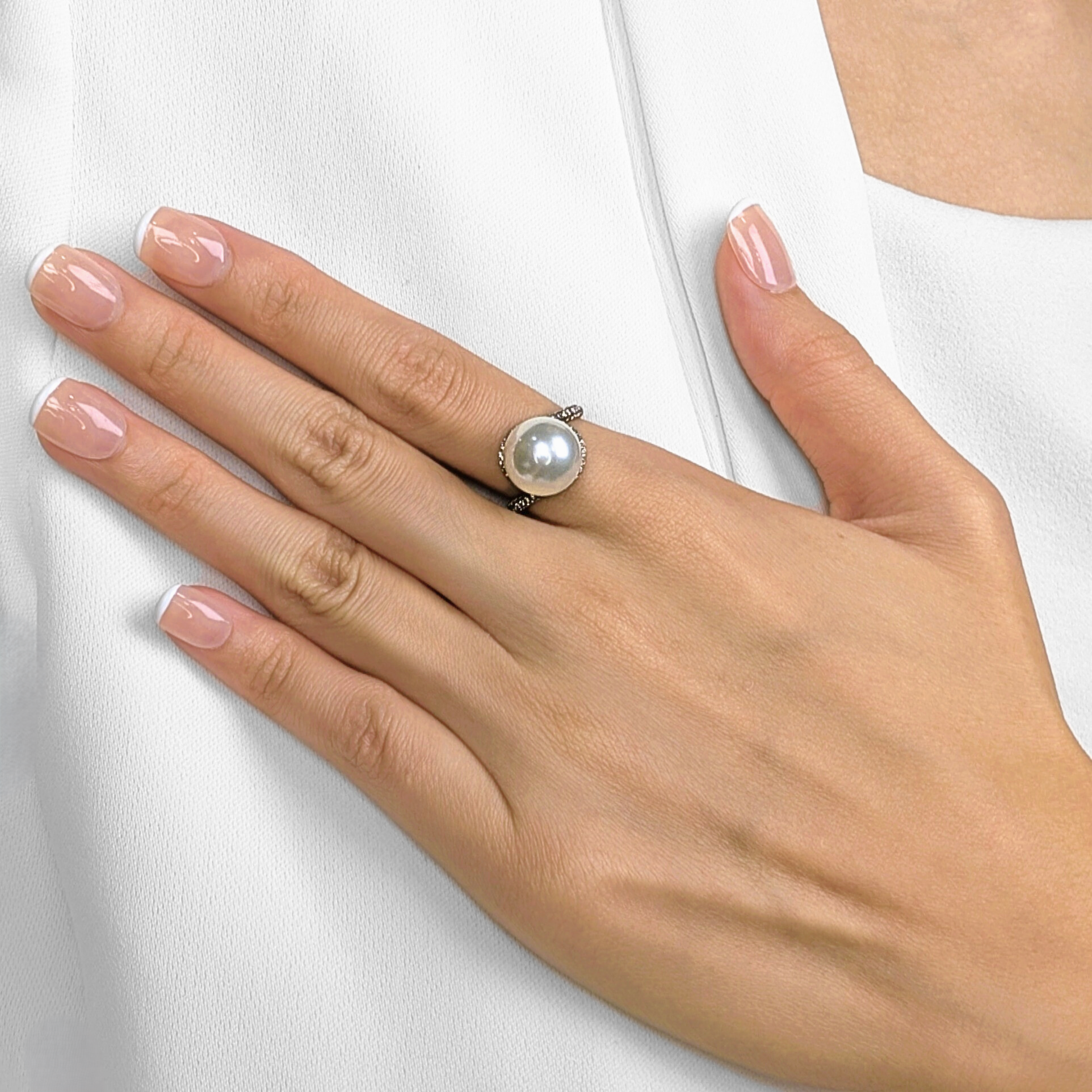 Elegant 0.50ct Natural Diamond & 12mm South Sea Pearl Swirl Ring in 18K White Gold