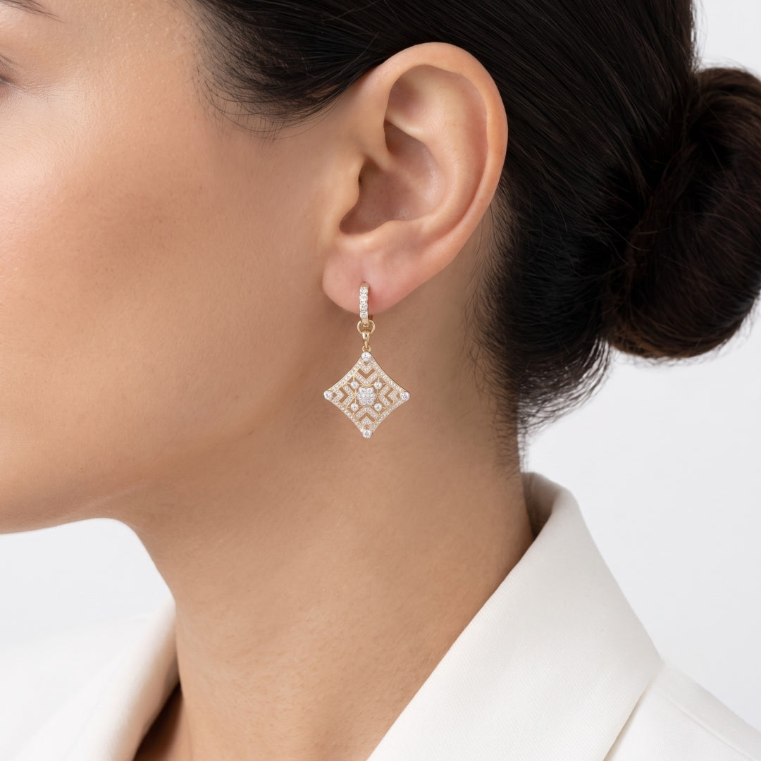 2.13 Carats IGI Certified Natural Diamonds 18k Yellow Gold Drop Earrings