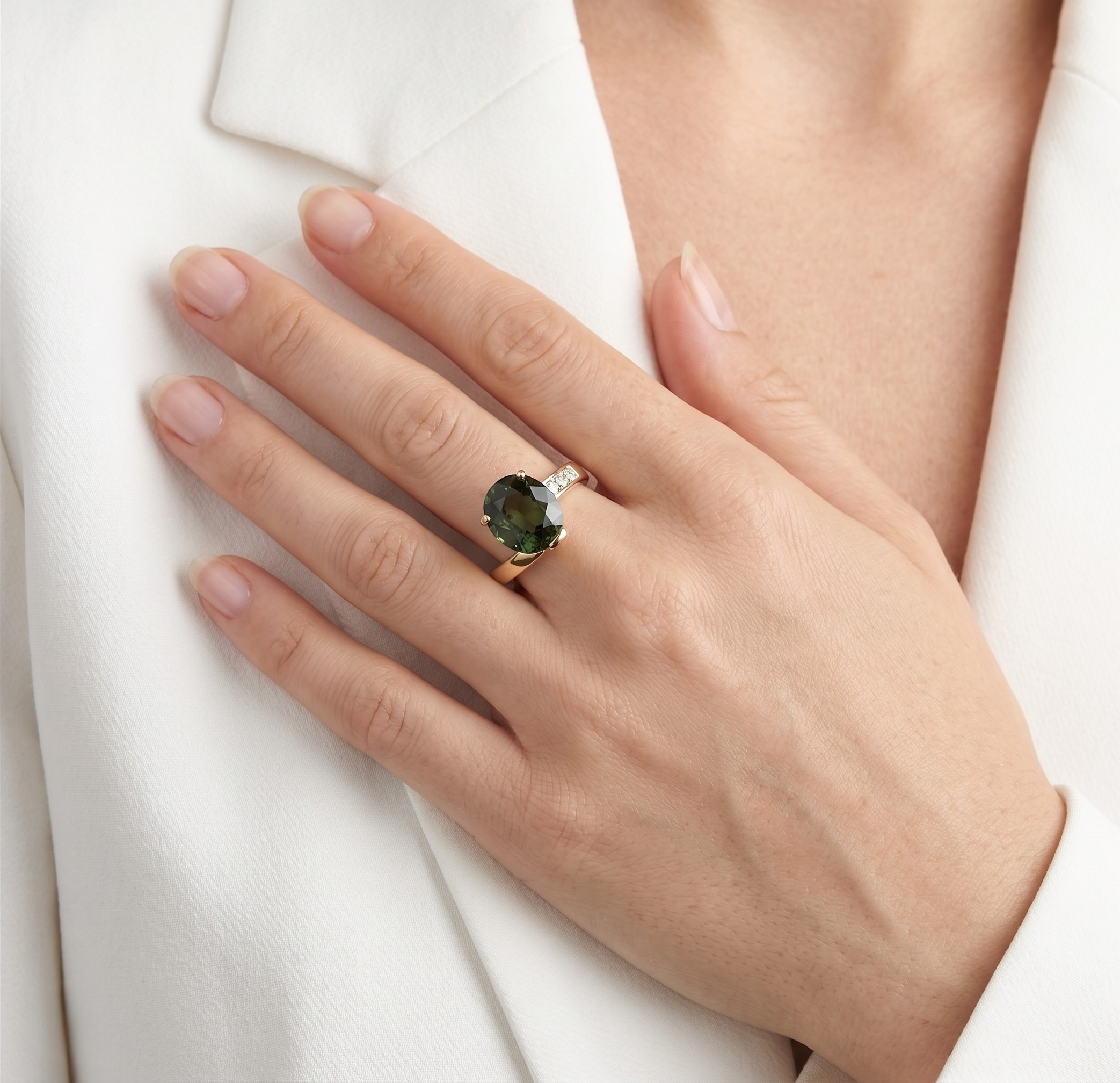 Impressive 7.75ct Peridot and 0.12ct Natural Diamond Asymmetrical Ring in 18K Yellow Gold