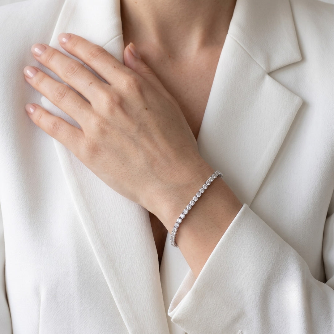 4.01 Carats IGI Certified Natural Diamonds 18k White Gold Tennis Bracelet