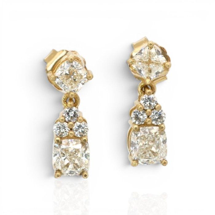 3.46 Carats GCI Certified Natural Diamond 18K Yellow Gold Drop Earrings