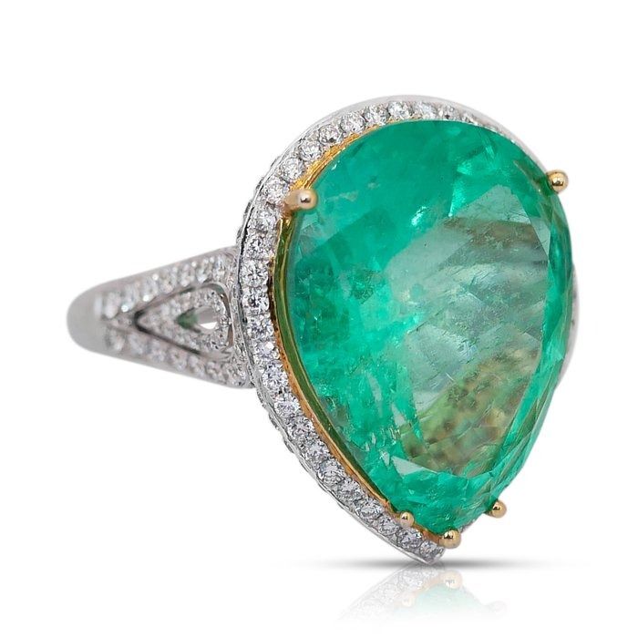 Glamorous 28.26ct Emerald and Diamonds Cluster Ring in 18k White Gold - GRS & IGI Certified