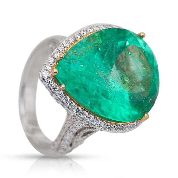 Glamorous 28.26ct Emerald and Diamonds Cluster Ring in 18k White Gold - GRS & IGI Certified