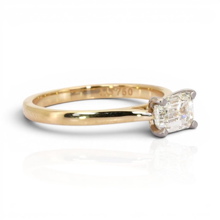 1.01 Carat IGI Certified Natural Diamond 18K Yellow And White Gold Solitaire Ring