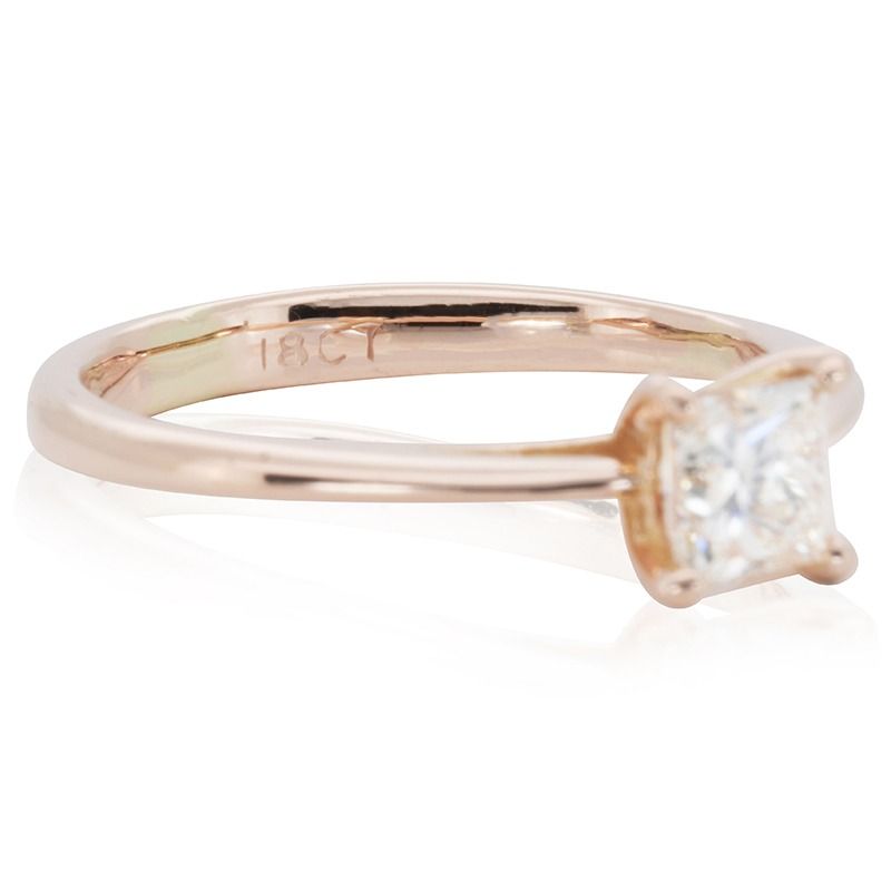 Elegant 0.40ct Princess-Cut Diamond Ring in 18K Rose Gold