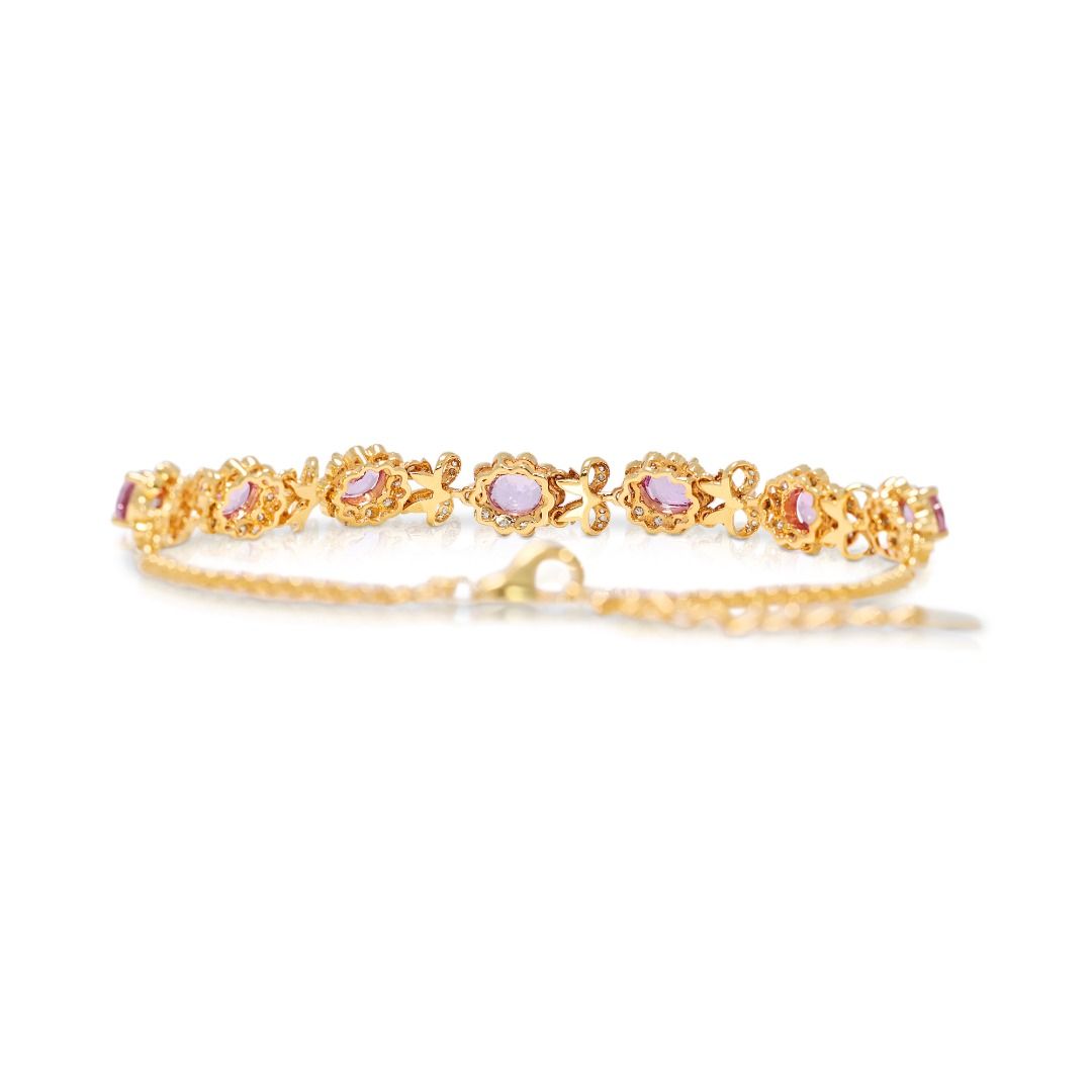Charming 2.58ct Pink Sapphire and Natural Diamonds Bracelet in 18K Yellow Gold