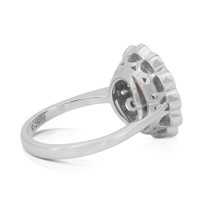 Mesmerizing 4.84ct Cat's-Eye Chrysoberyl and Diamonds Cluster Ring in 18k White Gold