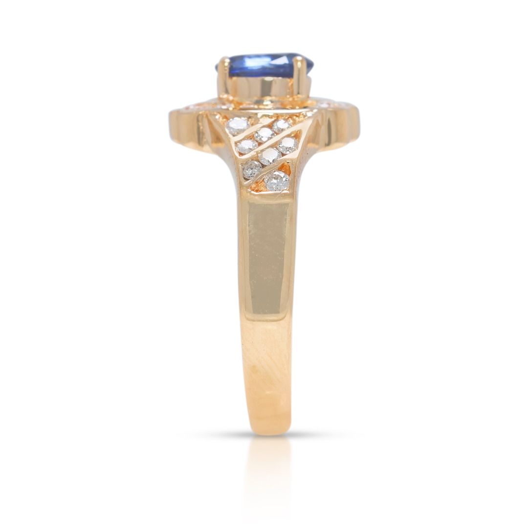 Elegant 0.62ct Sapphire & Natural Diamonds Ring in 18K Yellow Gold
